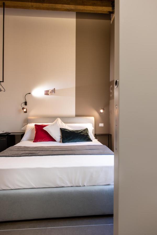 Mastropasqua Bb Bed & Breakfast เนเปิลส์ ภายนอก รูปภาพ