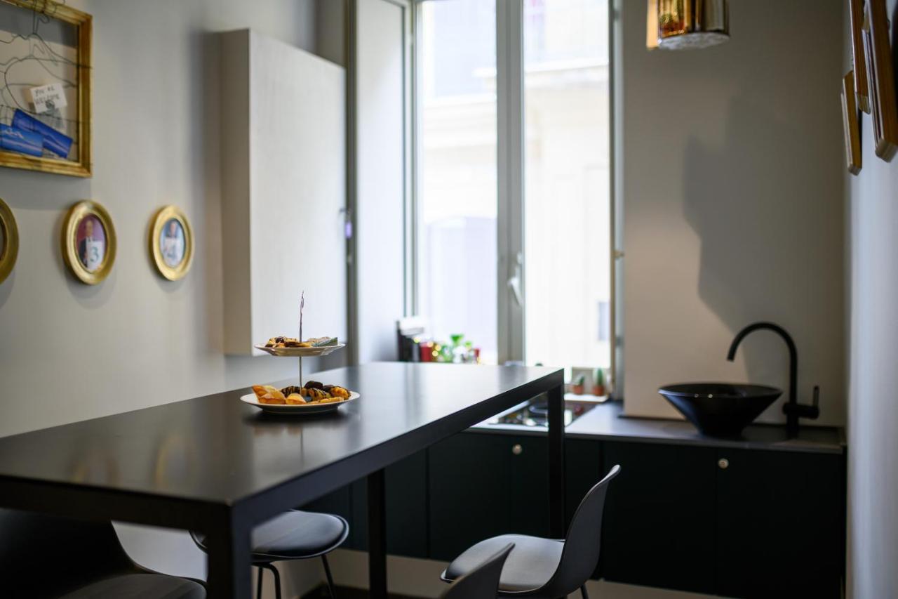 Mastropasqua Bb Bed & Breakfast เนเปิลส์ ภายนอก รูปภาพ